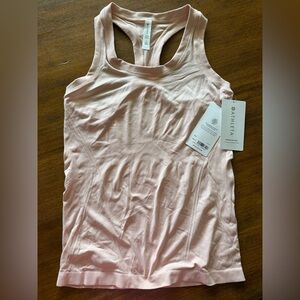 NWT Athleta Momentum Tank